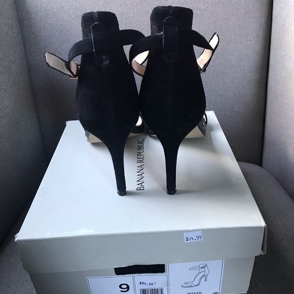Banana Republic strap heels. - Picture 3 of 3